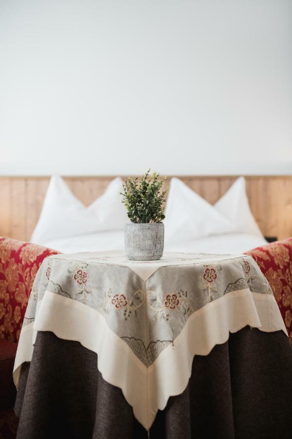 Laguscei Dolomites Mountain Hotel Арабба Номер фото